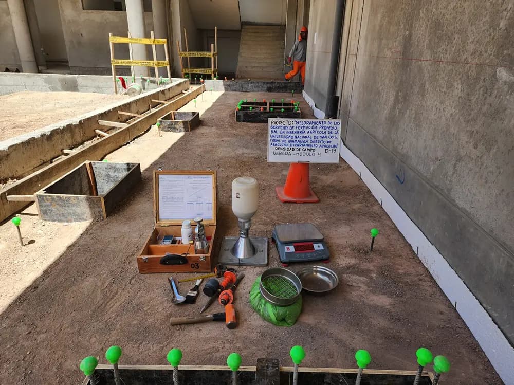 Estudio de Mecánica de Suelos para Pavimentos e Infraestructura - Imagen principal